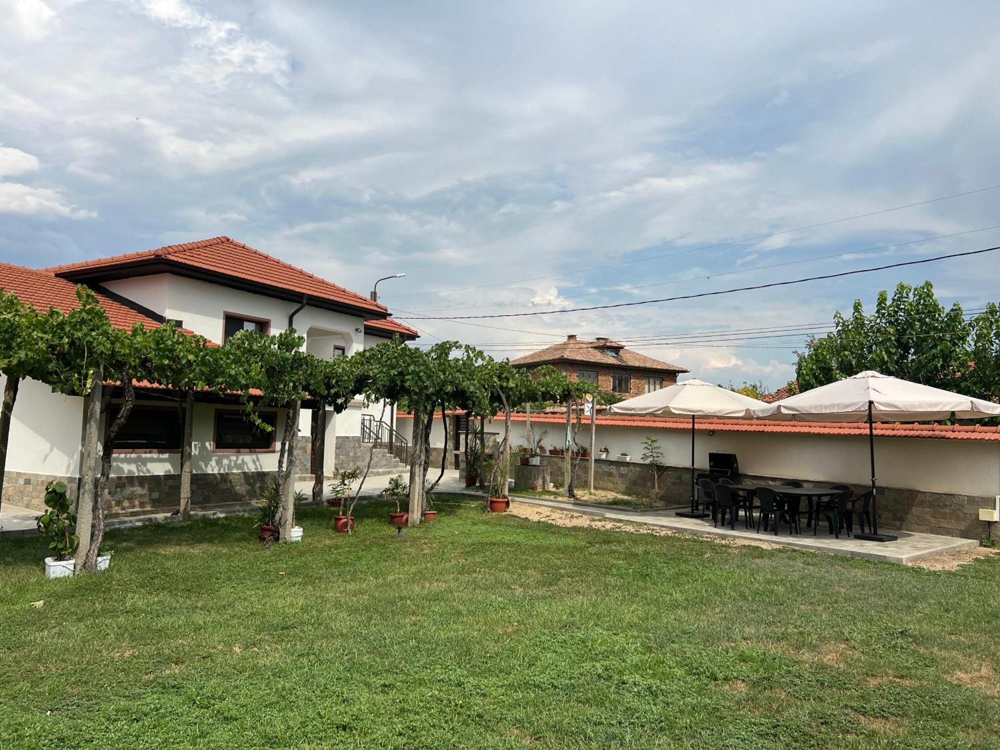 Къща За Гости Бадови Hisarya Bagian luar foto